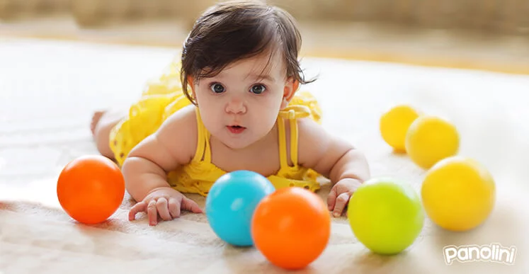 Juegos y juguetes para el primer año de tu bebé - Pañales y pañitos Panolini