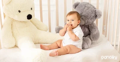 ¿A los cuántos meses se sienta un bebé y cómo puedes ayudarlo?